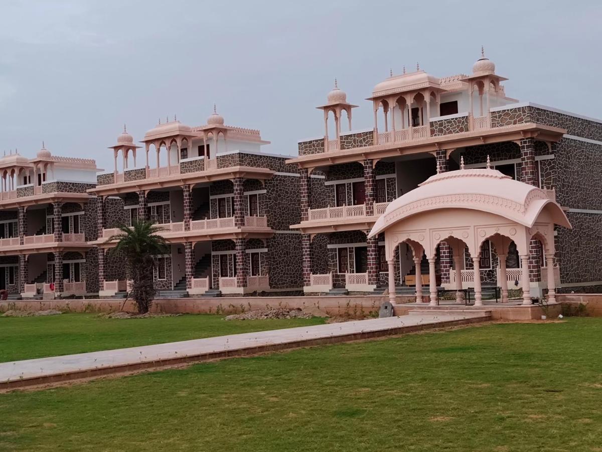 Bhanwar Singh Palace جايبور المظهر الخارجي الصورة